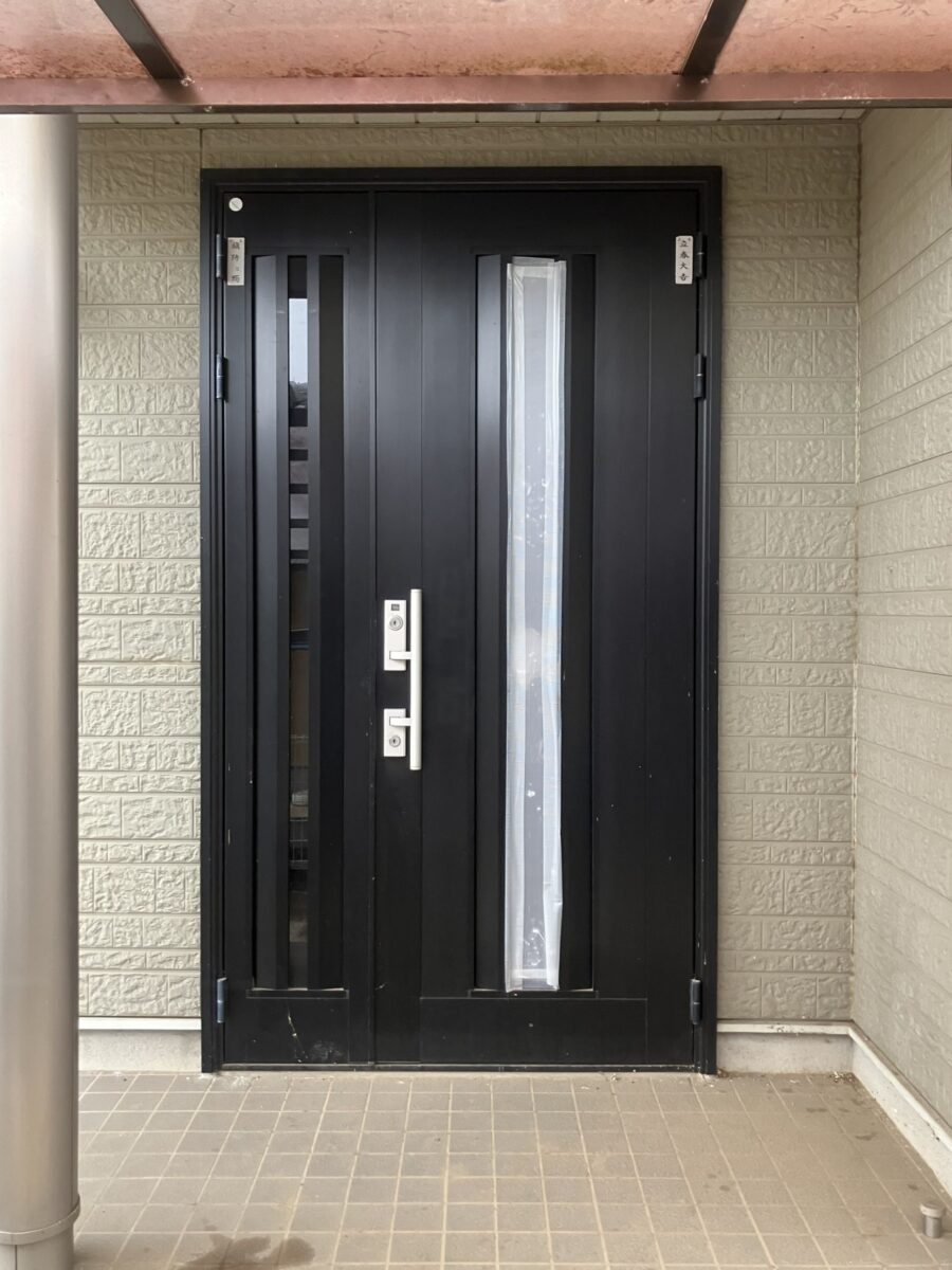 補助金を活用してお得に玄関ドアを取替え