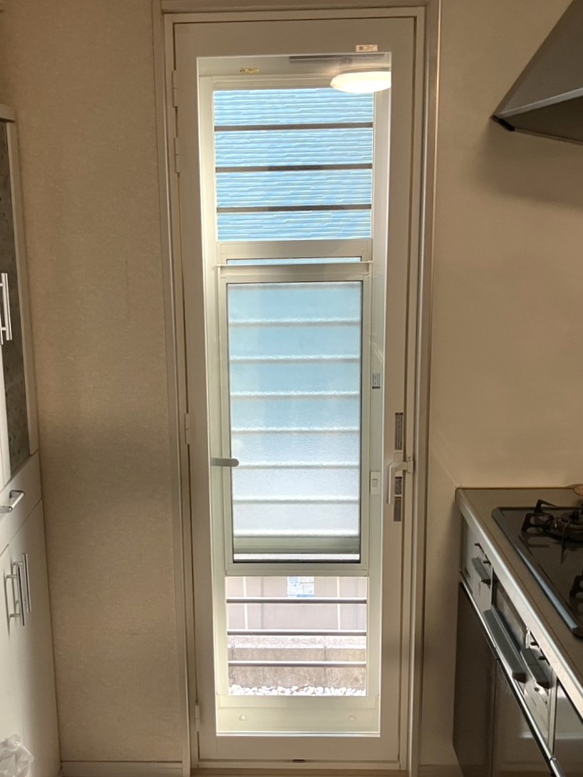 調理中も足元の冷えから解消されます。