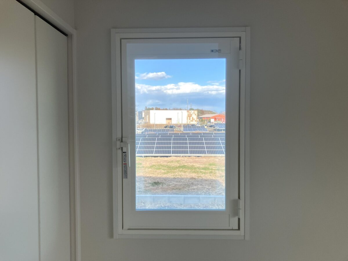 断熱効果だけでなく防音効果も発揮します。