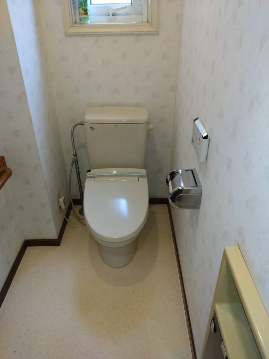 お手入れしやすくキレイが続く機能的トイレ