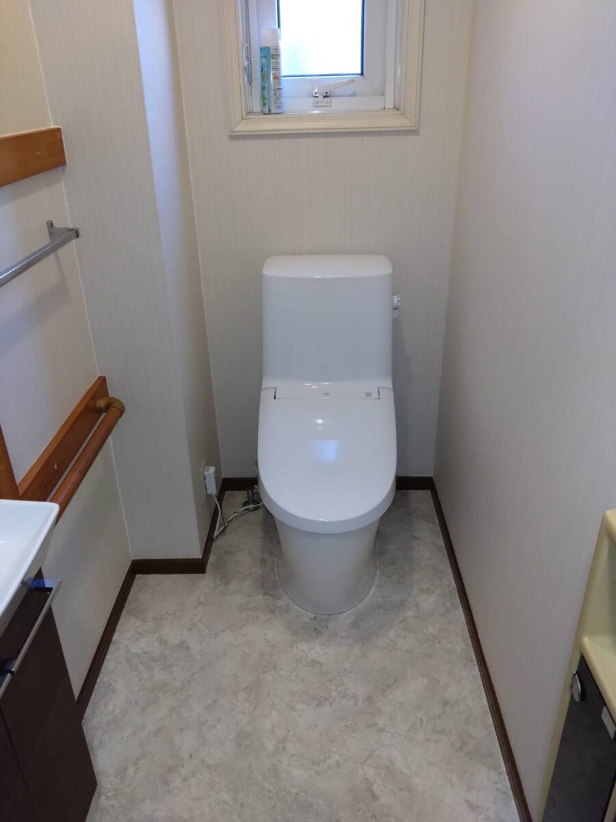 お手入れしやすくキレイが続く機能的トイレ